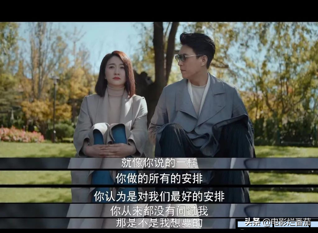 首播当晚，双卫视冠亚军，霸总靳东和“作女”李小冉的CP配一脸