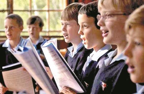 一所叫“池塘底”的寄宿学校：在这里，都是众人眼中的“坏孩子”