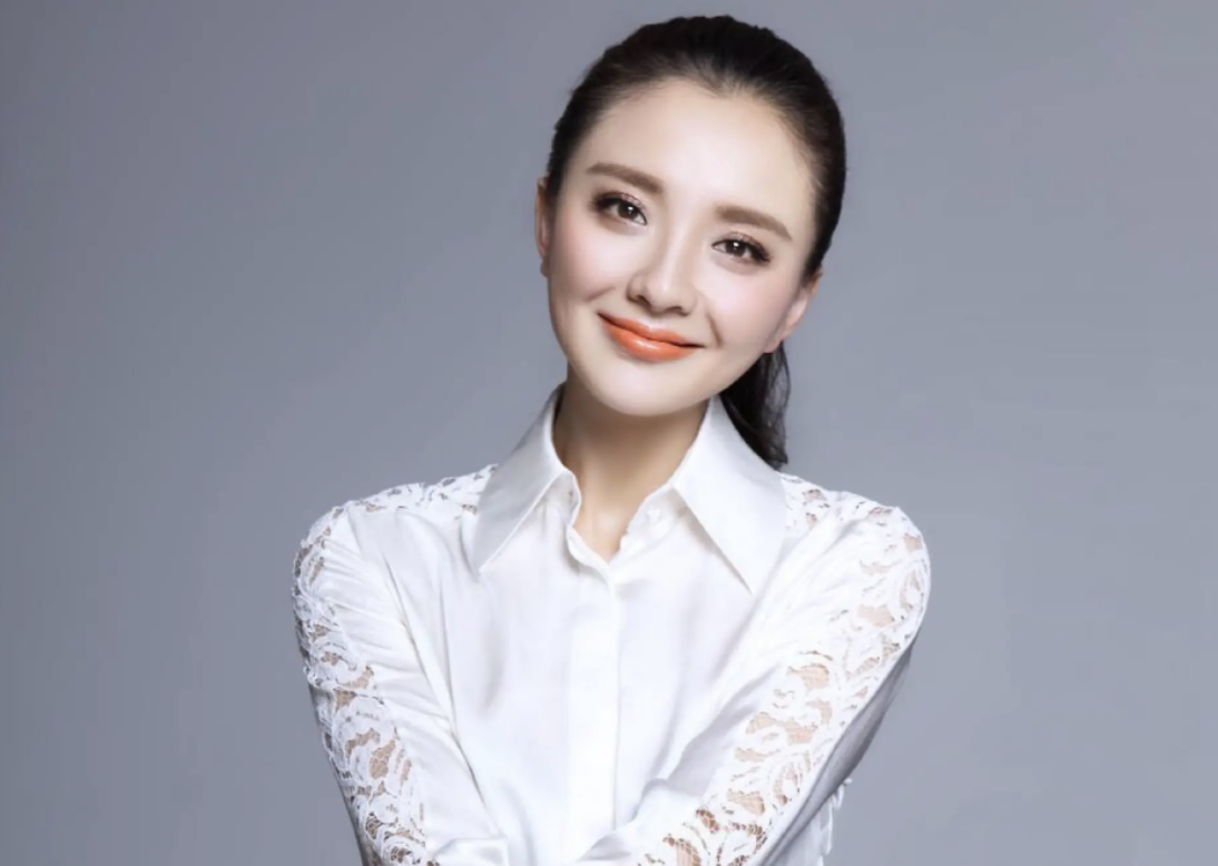 《甄嬛传》十位演员现状，多人已无人问津，有人塌房，有人被网暴