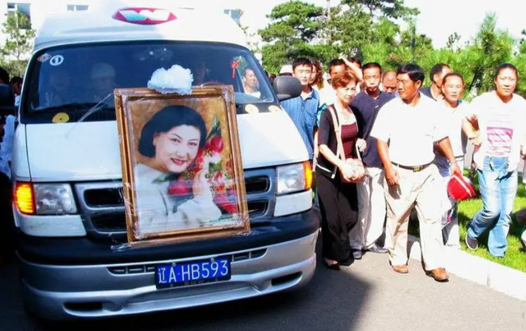 高秀敏与赵本山恩的恩怨:20万是导火索,而她至死都没能原谅他