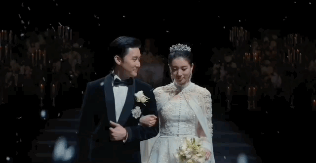 婚礼行头就花了上百万，韩剧《安娜》里裴秀智都怎么穿？