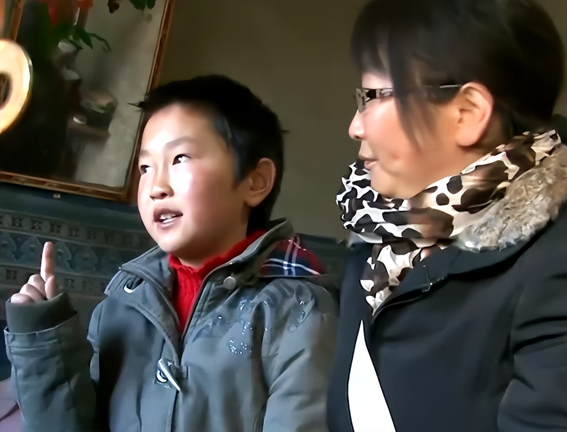 《变形计》史上最清醒的小姑娘，看透节目组套路，戳穿同学小心思