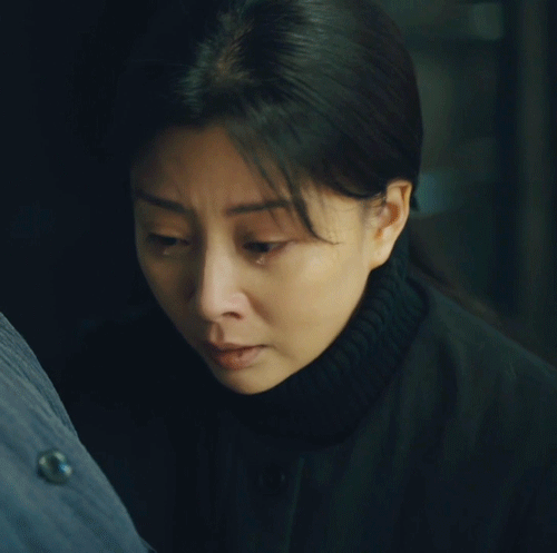 难怪《人世间》会封神！演员学历一个比一个狠，殷桃更是让人意外