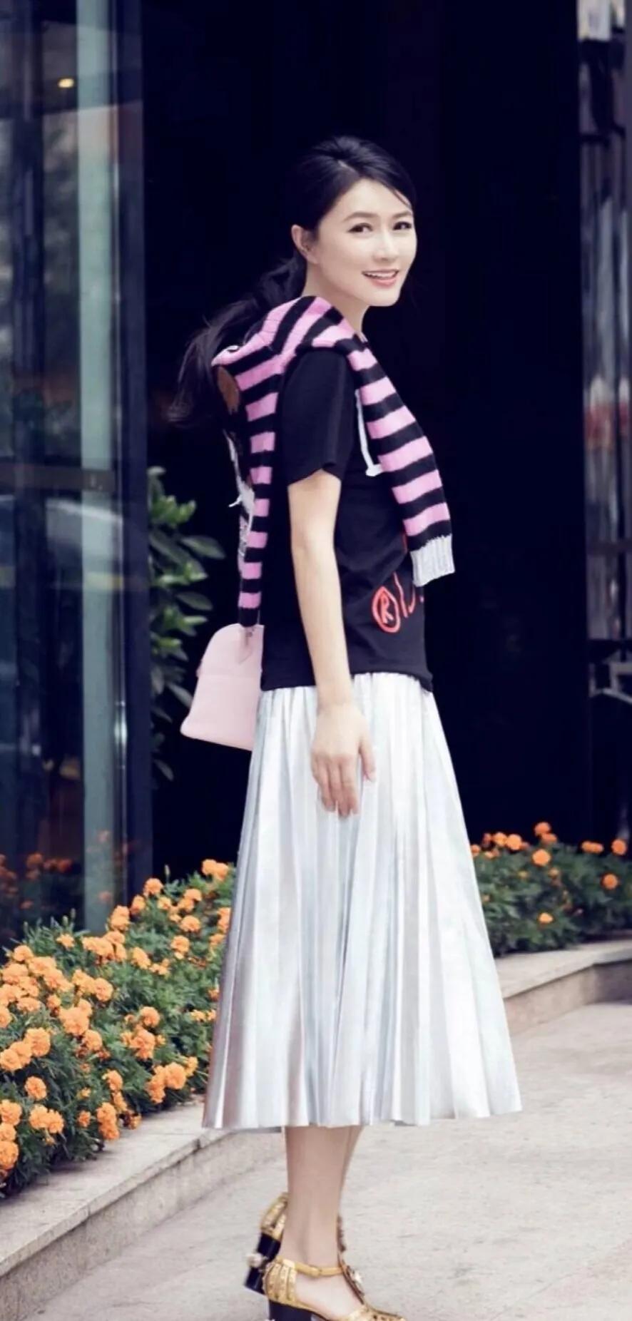 巅峰时隐退嫁入豪门—田海蓉