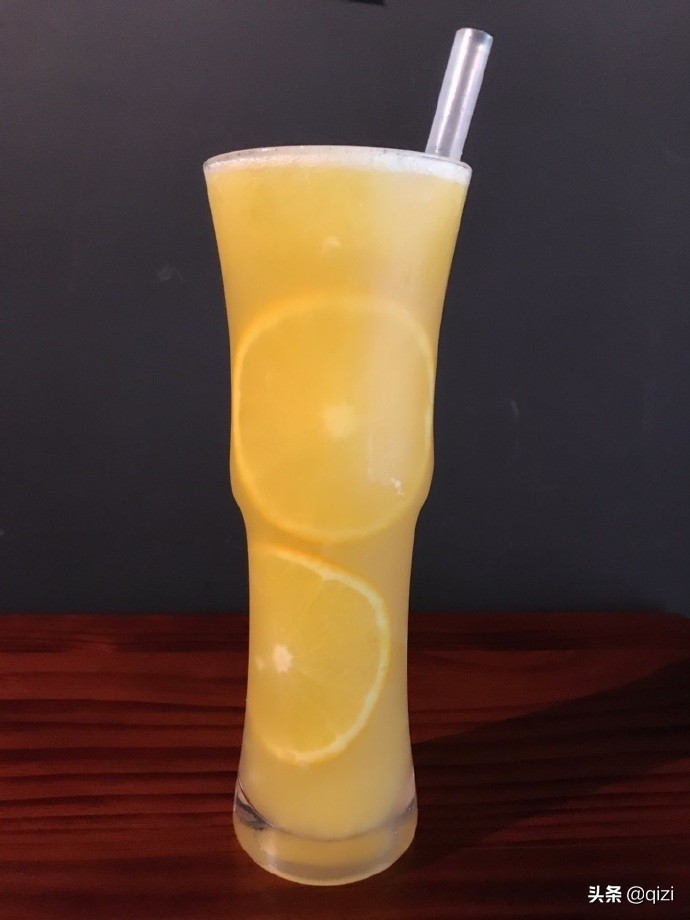 三个95后合伙投资12w开个小面馆日营业额不到400元，求大神拯救？