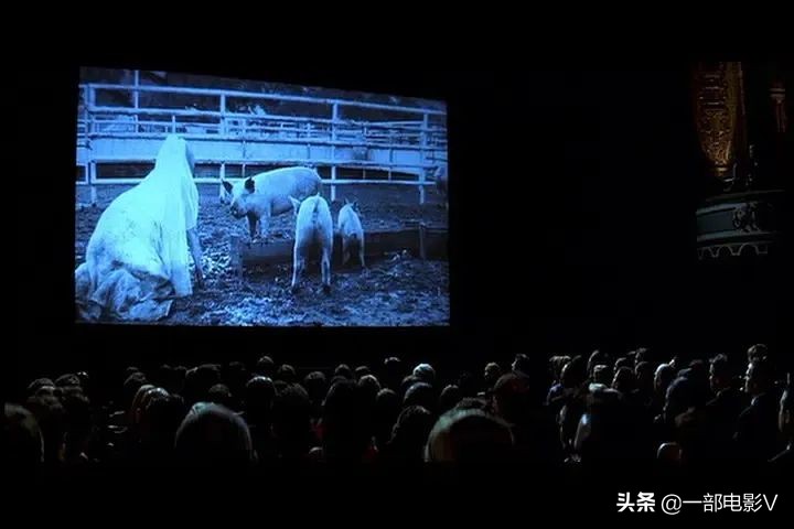 受人追捧的女明星，竟然只是个骗局《西蒙妮》