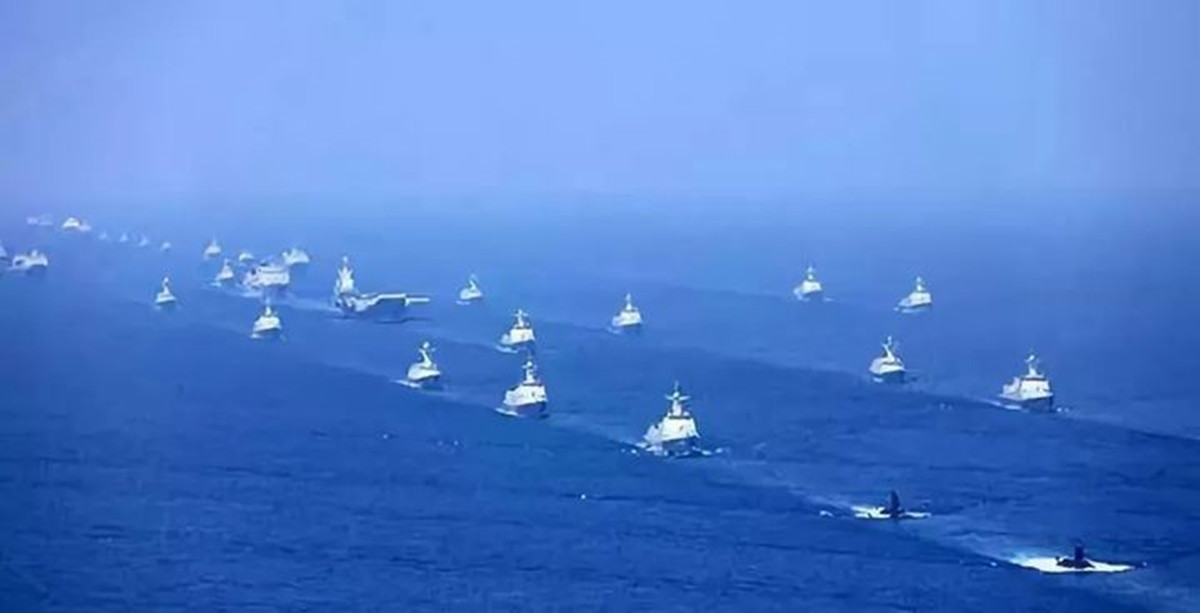回顾16年南海对峙，才知中国早已崛起，张维为：十个航母全来何惧