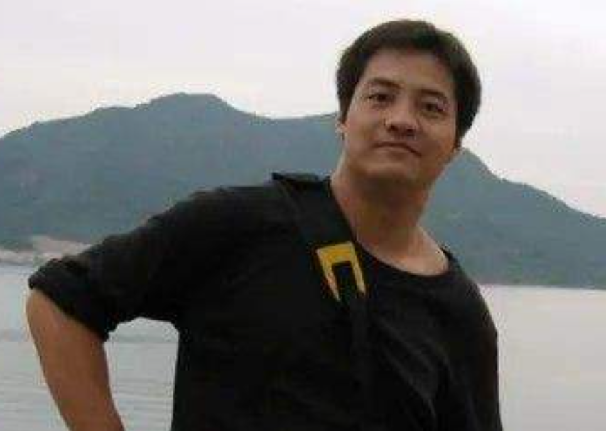 高考状元抢银行10万，被抓时仅花100多元，出狱后再考入重点大学