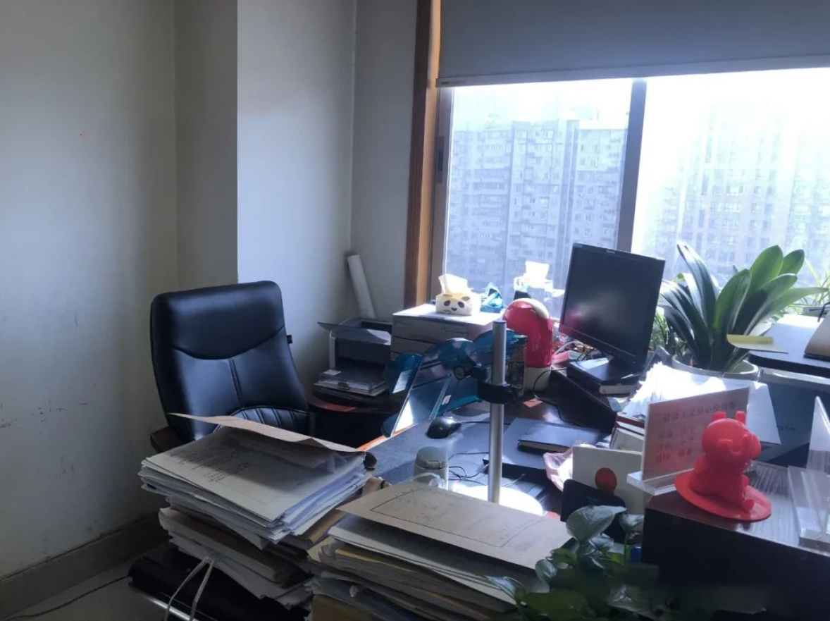 湖南高院法官周春梅：拒“打招呼”被杀害，3岁女儿哭着找妈妈