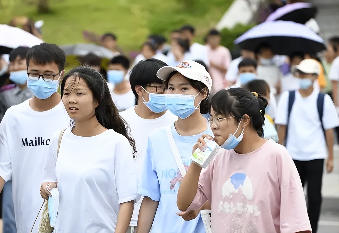 中国大学共有8大等级，普通学生能考进第四级，已经算学霸了