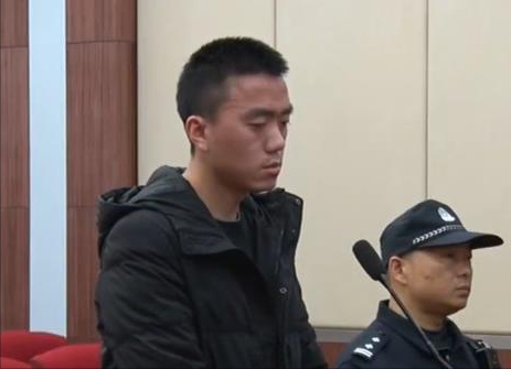 代抢3749张火车票，获利34万，却被判刑11月罚158万，代抢不安全