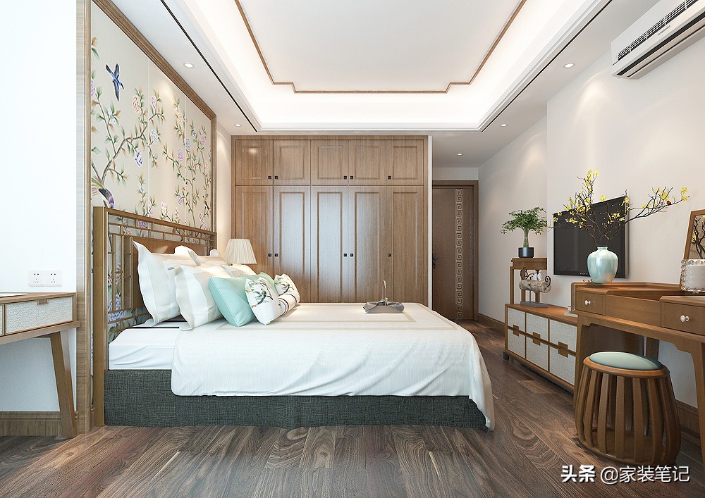 她家的中式风装修，在小区里面堪称经典，色彩、硬装搭配很有品味