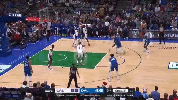 nba圣诞大战全场录像回放（回顾圣诞大战！独行侠vs湖人！创造历史！联盟新老两王的正面对决）