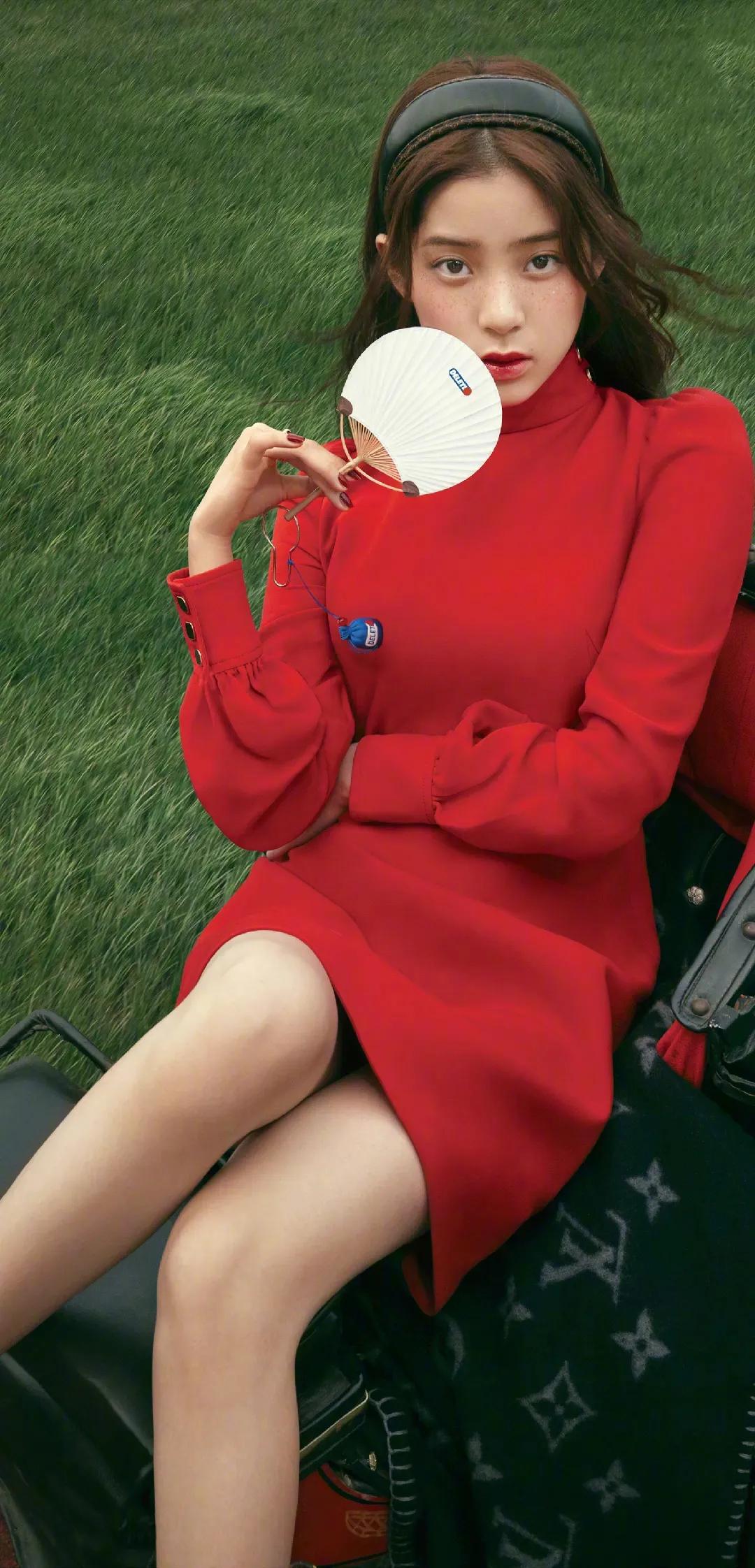 欧阳娜娜惊艳写真|美女明星手机壁纸