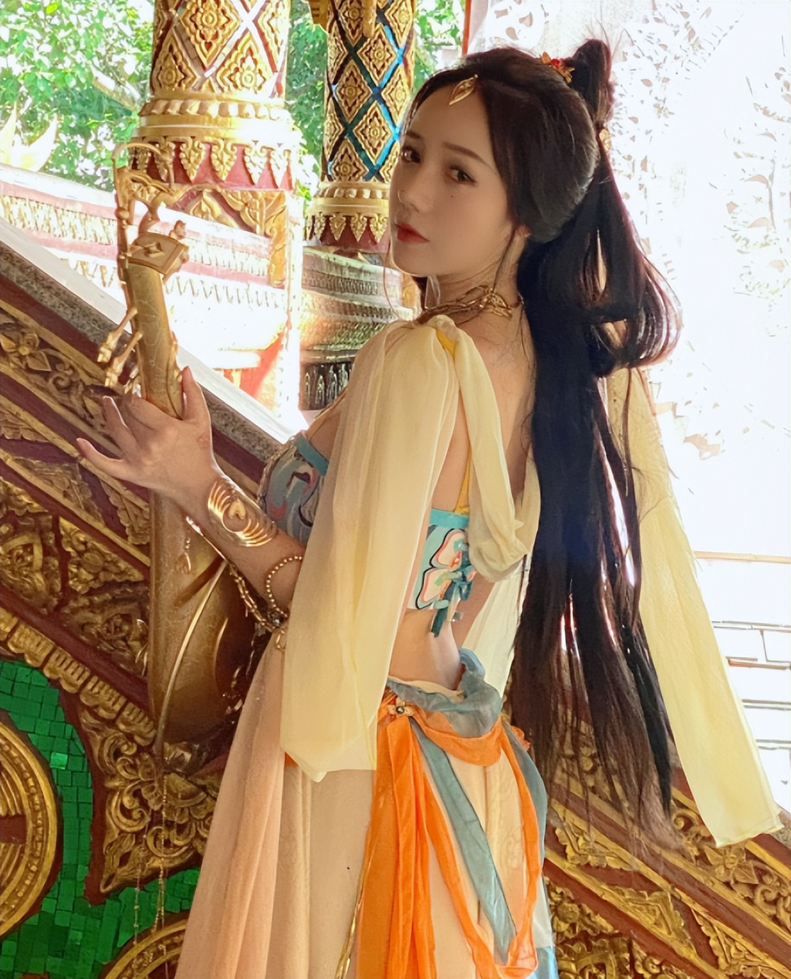 洛丽塔大哥晒苗服COS自证：这是保护自己最好方式！-哪边嗨