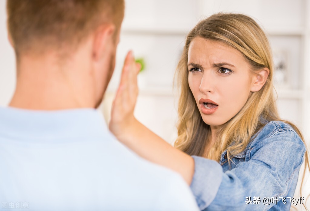 征服一个男人的小妙招：多给他三种感觉