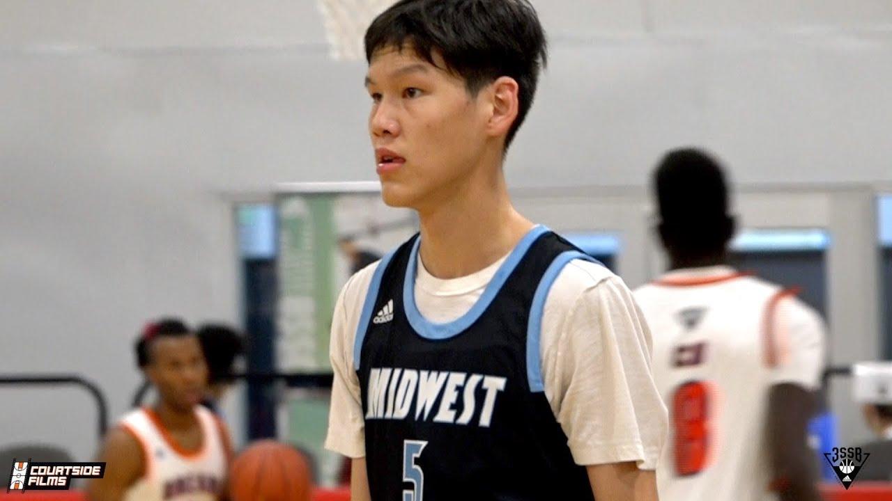 正式参选NBA！蒙古国第一高中生，身高2米03打控卫，他能被选中吗