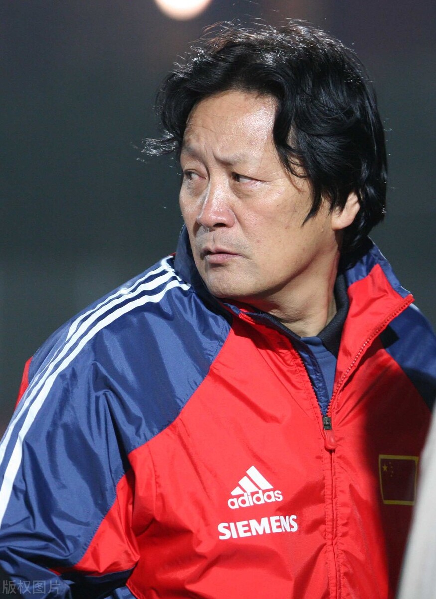 2008北京奧運會男足賽程（中國男足沖擊世界杯20年回顧第二集：一場鬧劇 一地雞毛）