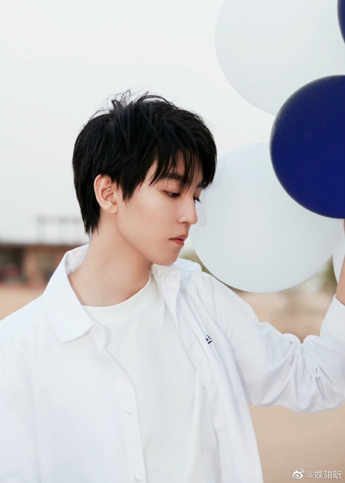 7.17美图：秦岚 任豪 肖战 檀健次 罗云熙 龚俊 张予曦 唐嫣 李易峰 王俊凯