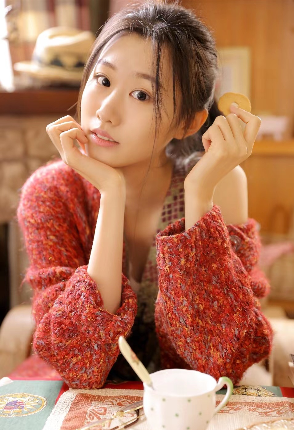 巩汉林儿媳黄一惠，被公婆催婚又催生，连生两女终完成公公心愿