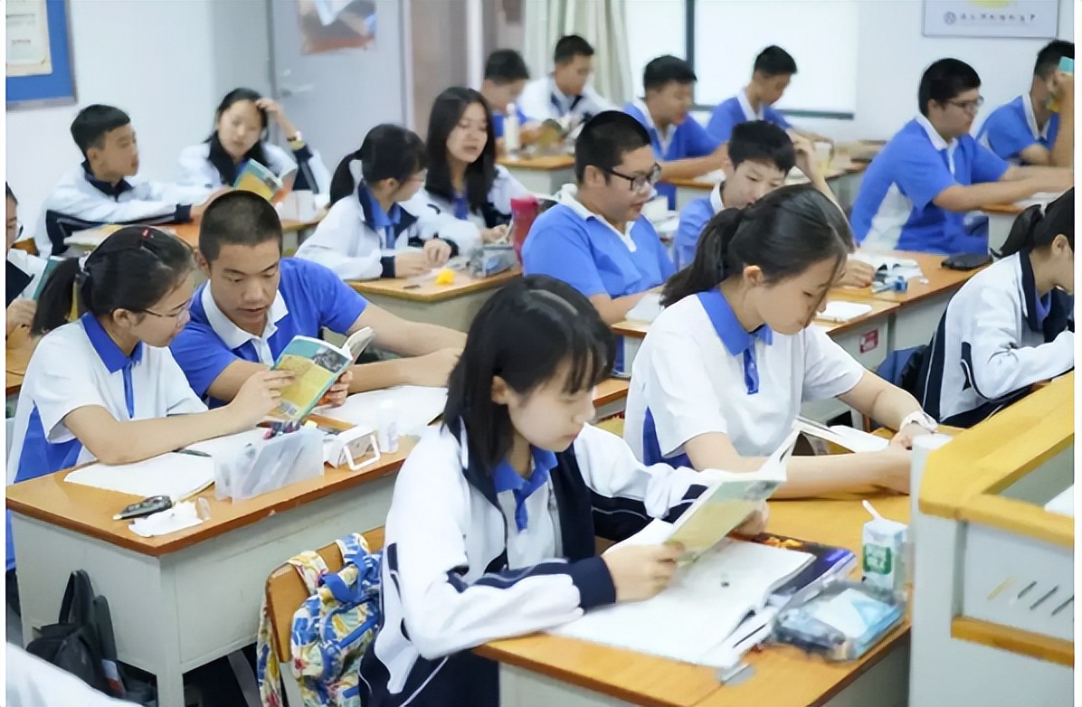 “就算取消分流，职高生也难考上大学”，大学教授一番话道尽现实