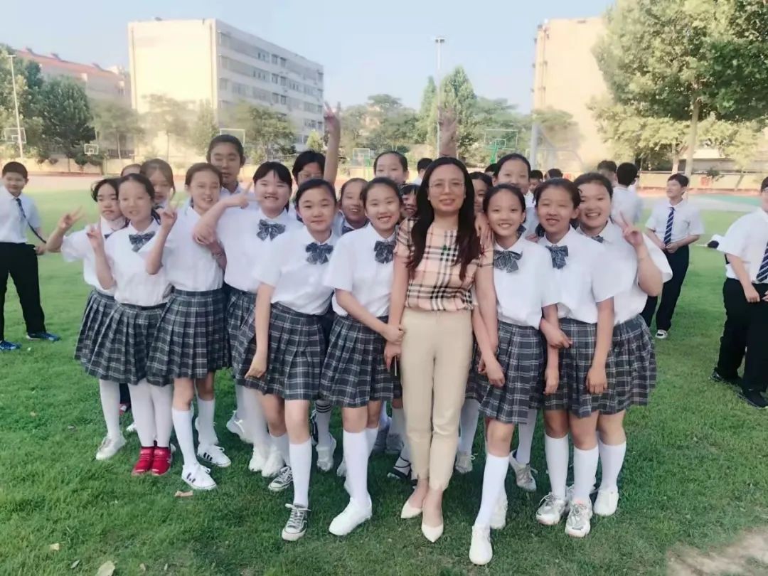 寿光市实验中学教师邱秀兰：根植讲台守初心 奉献真情铸师魂