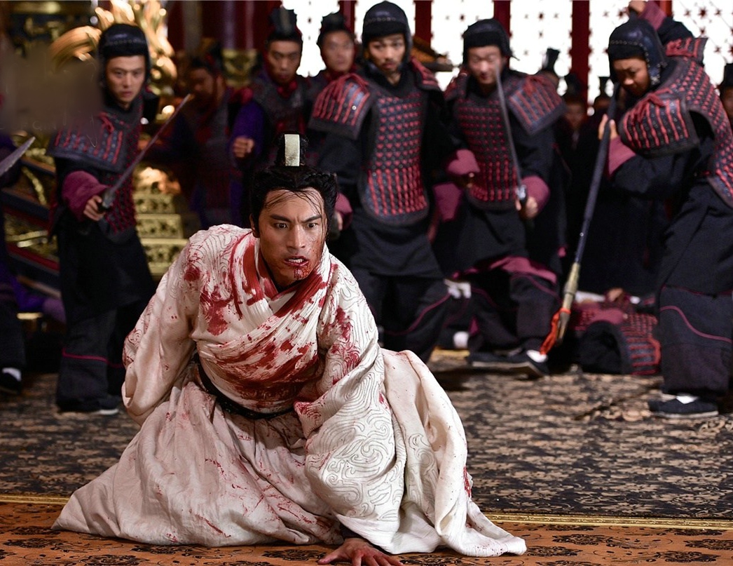 太子丹暗中蓄养秦舞阳等二十余名死士,企图对秦王嬴政实施斩首行动.