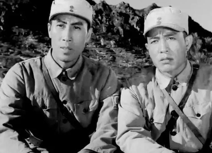 著名演员梁音：丧偶陷入悲痛，77岁时女儿撮合他与影迷再婚