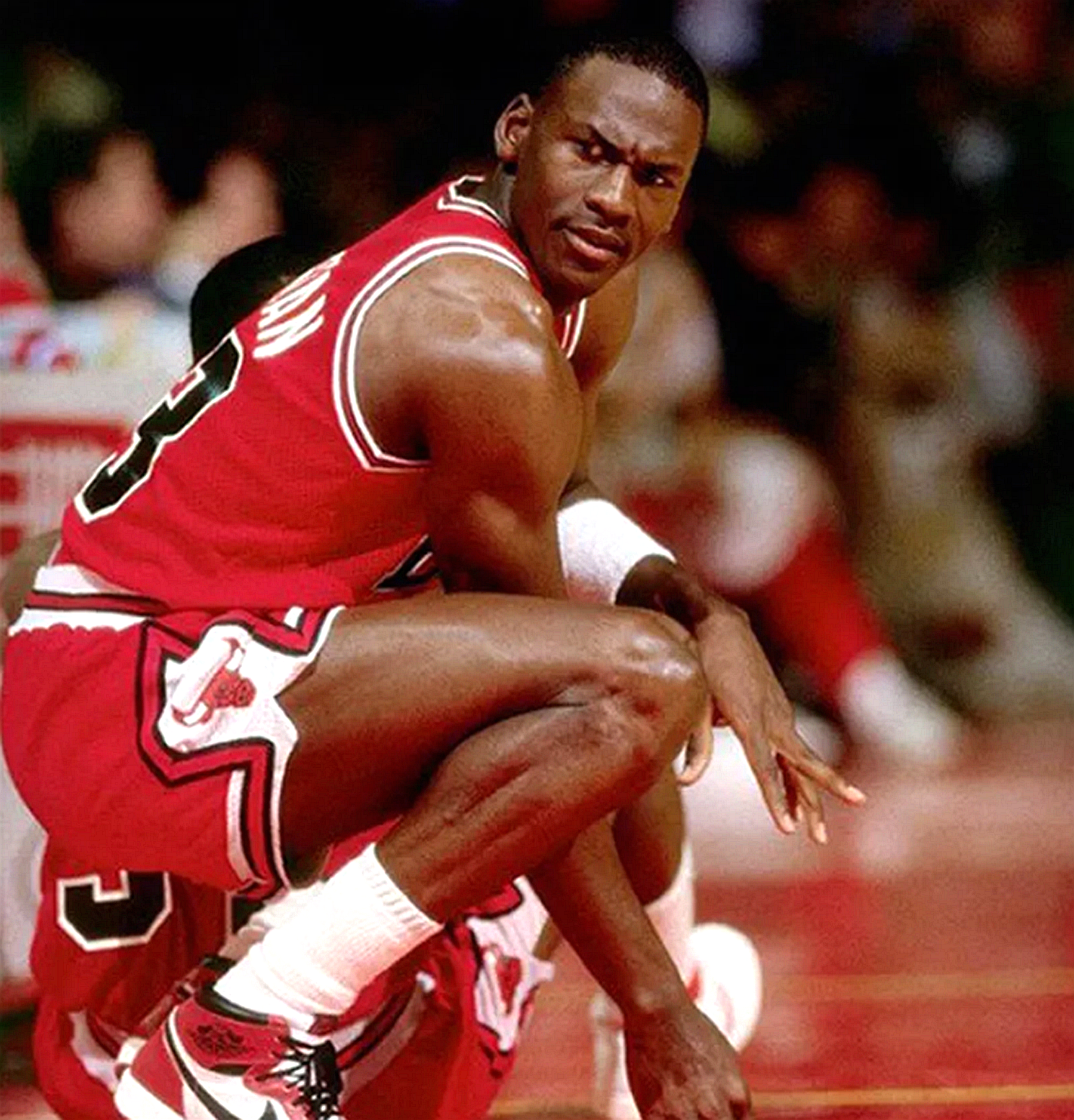 乔丹aj和耐克aj区别(84年耐克签约乔丹,开出3大附加条件,为何一个赛季