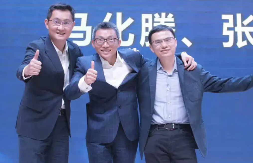 东莞首富张志东,跟着大学同学马化腾创业,赚到千亿后却选择隐退