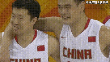 08年奥运会中国VS美国战报(让中国球迷看哭的两场比赛：08年男篮对阵美国，22年女篮对阵美国)