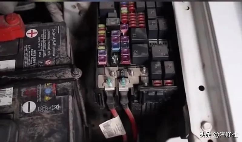 帝豪EV空调不制冷故障，看看是什么故障原因导致