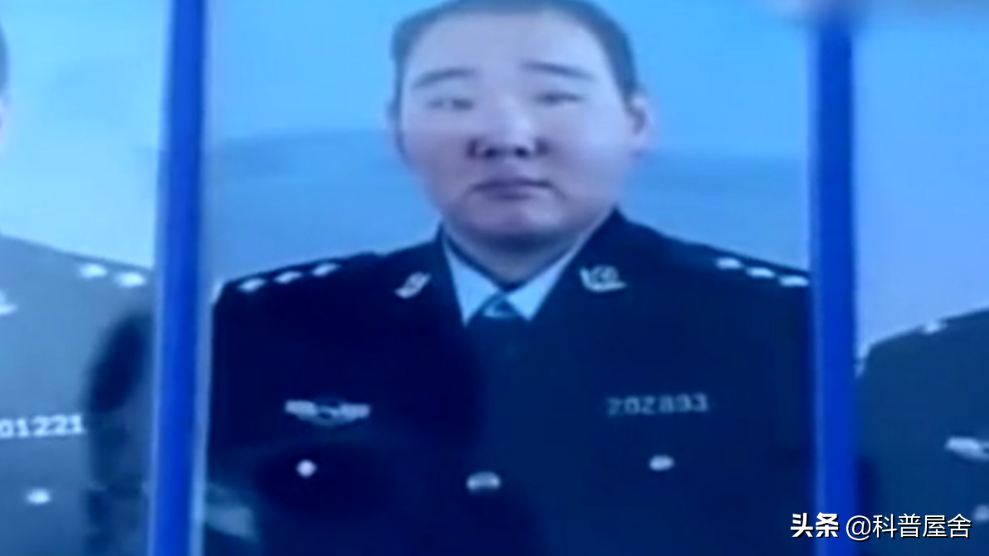 2011年大连32岁的交警被人当街打死，打人者有钱有势，结局如何？