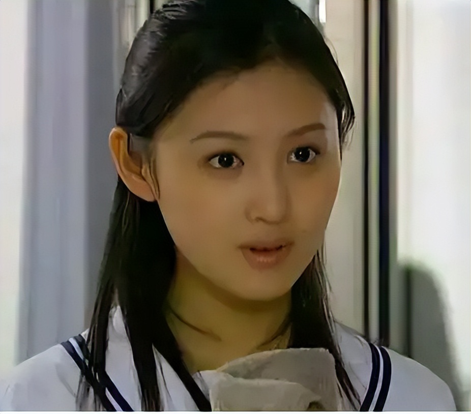 20年后再看《十八岁天空》，最漂亮的竟然不是蓝菲琳而是她们两个