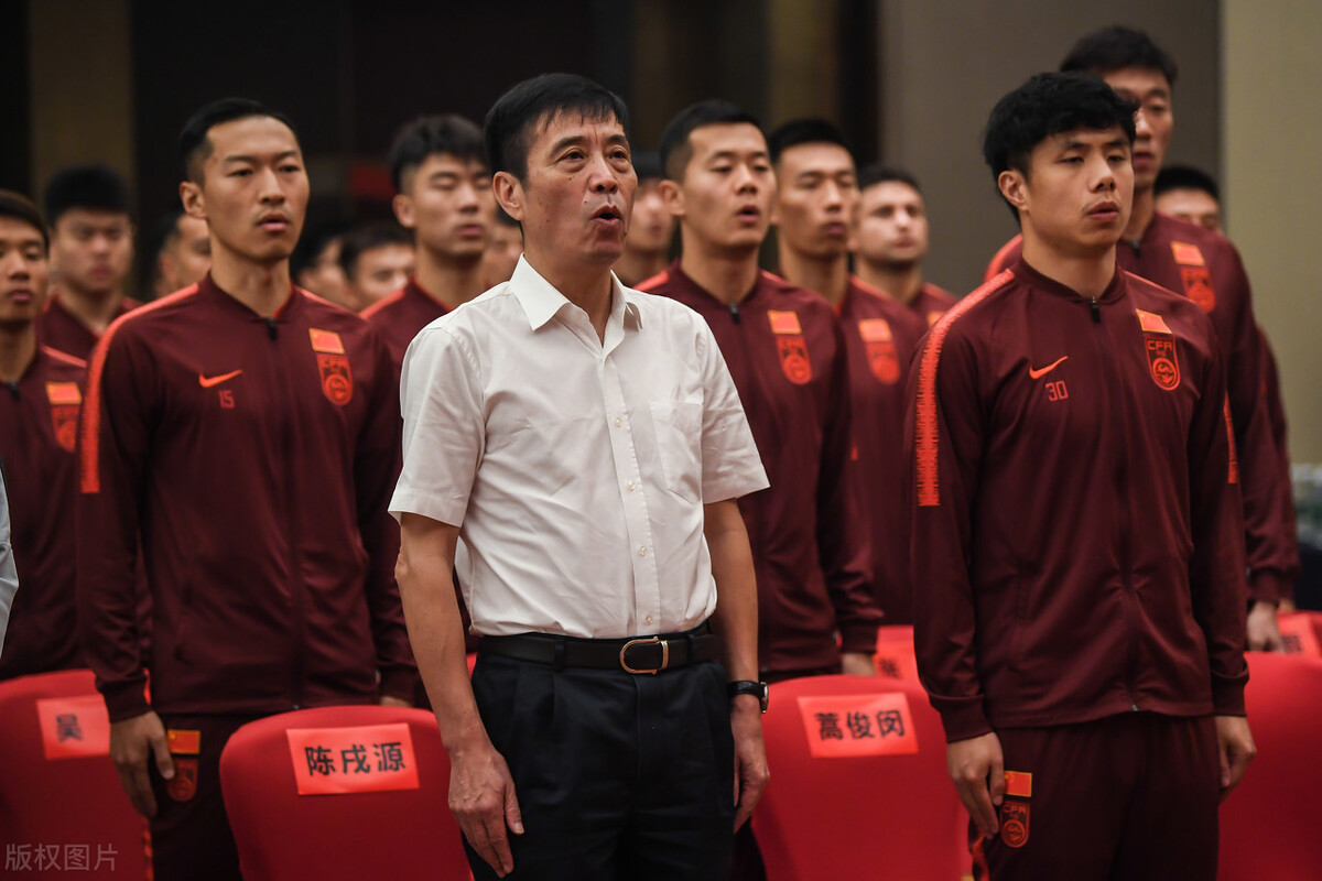 為什么不讓中國隊參加世界杯（中國取消亞洲杯原因曝光，亞足聯提過分要求，球迷氣憤：不給他辦）
