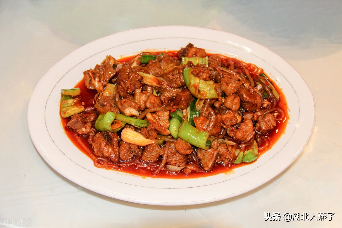 爆炒羊羔肉8,清蒸羊羔肉清蒸羊羔肉是宁夏的传统名菜,清蒸羊羔肉是将