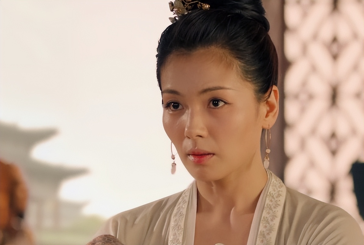 放过少女感,没有别硬凹,李小冉的清醒让多少丫头教女演员脸红