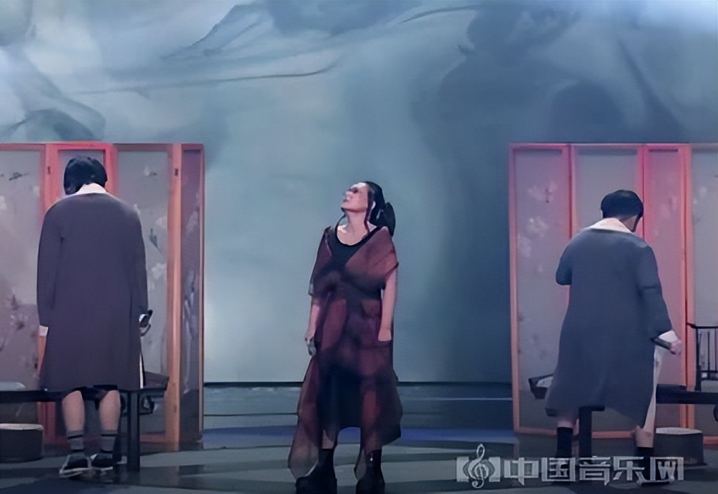 龚琳娜/早安发行新专辑《不忐忑》堪称神曲合集