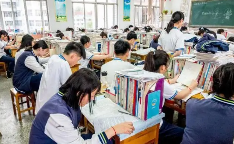 高考录取流程一览：考生和家长提前了解下，会有很大的帮助