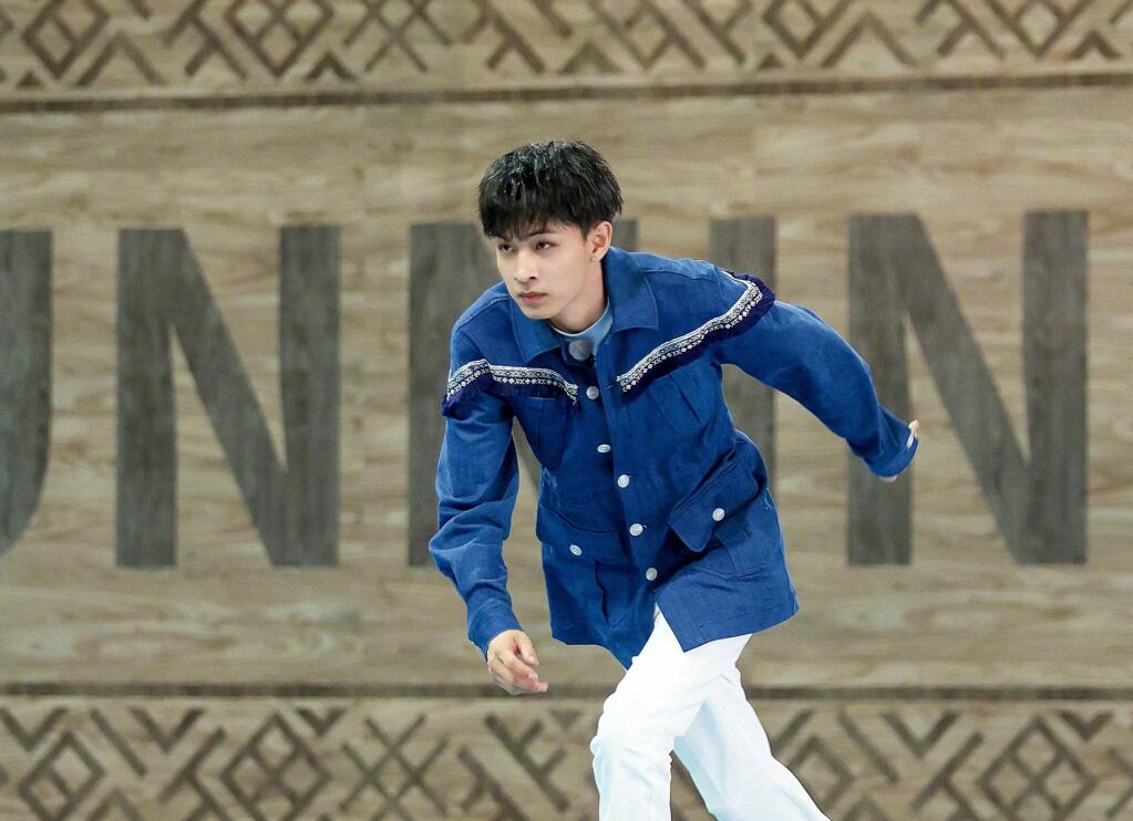 蔡徐坤的“蠢萌”，秦霄贤的“不自知”，让这期《跑男》彻底封神