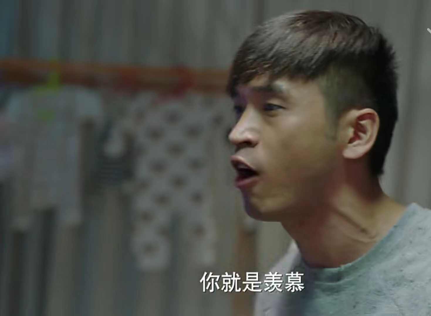 三看《我的前半生》才懂罗子群注定只能嫁给像白光那样的小混混