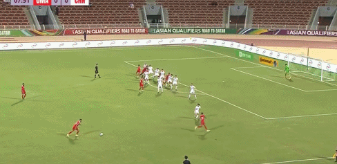 中国足球对阿曼比（半场-国足0-1阿曼 阿拉维世界波破门戴伟浚远射造威胁+送妙传）