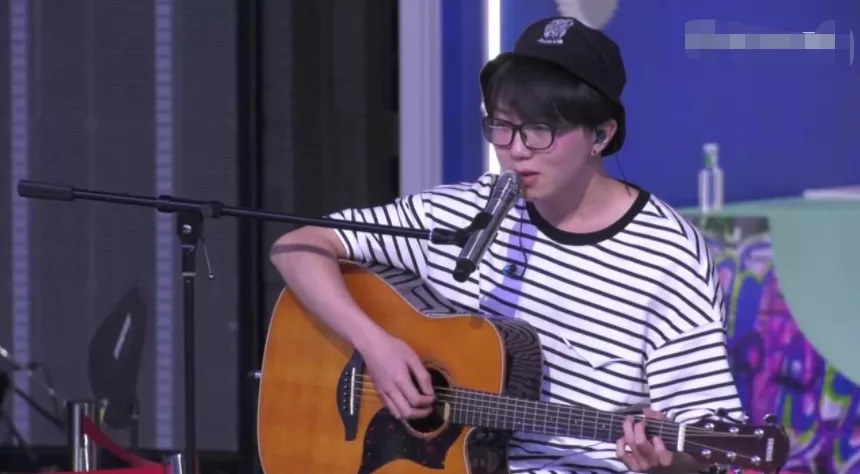 从男护士到好歌手，母亲离开10年以后，毛不易终于可以让她放心了