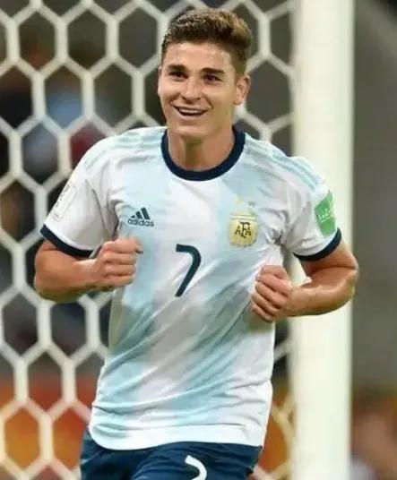 阿根廷大名单2022（阿根廷队公布 2022 卡塔尔世界杯大名单，梅西 5 度出征，前景如何）