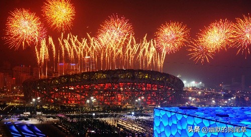 为什么奥运会前要举行火炬传递活动，并在开幕式上点燃圣火？