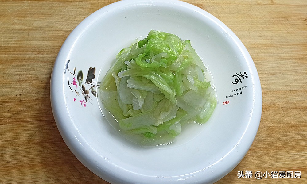 图片[10]-【白灼大白菜】做法步骤图 翠绿不变色 做法也简单-起舞食谱网