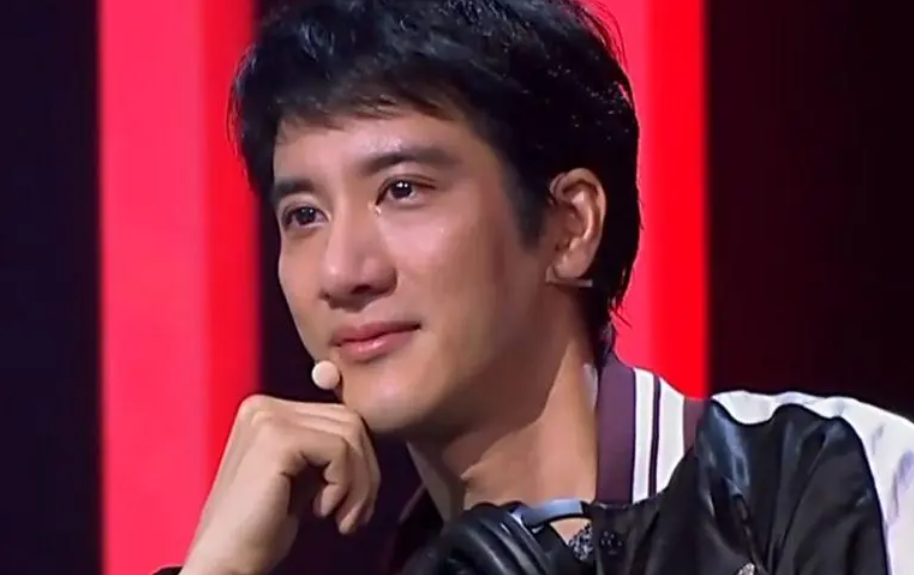 "人前一套,人后一套",明星们的"虚伪"面具,终究戴不住了!