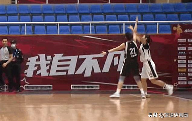 为什么最近nba有垫脚成风(浅谈“垫脚”这种行为)