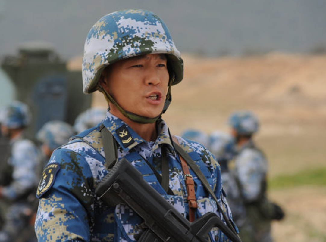 经典军旅剧《火蓝刀锋》：12位让人印象最深刻的角色