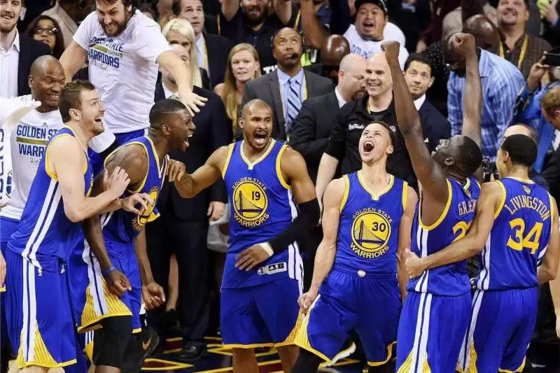 nba開局連勝紀(jì)錄排行（取得常規(guī)賽最長(zhǎng)連勝的五支NBA經(jīng)典球隊(duì)）
